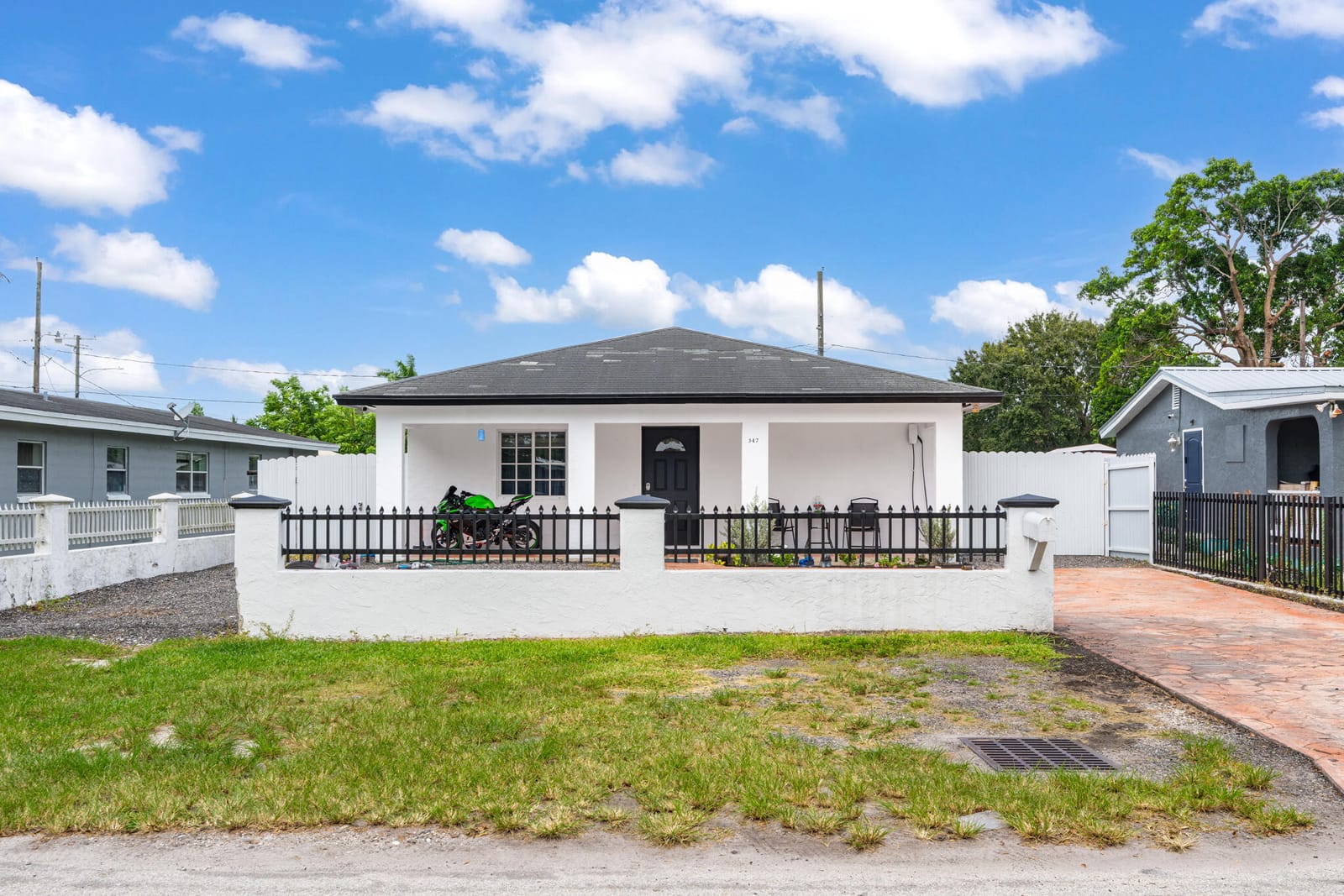 347 W HAITI Avenue, Clewiston, FL 33440 photo 2