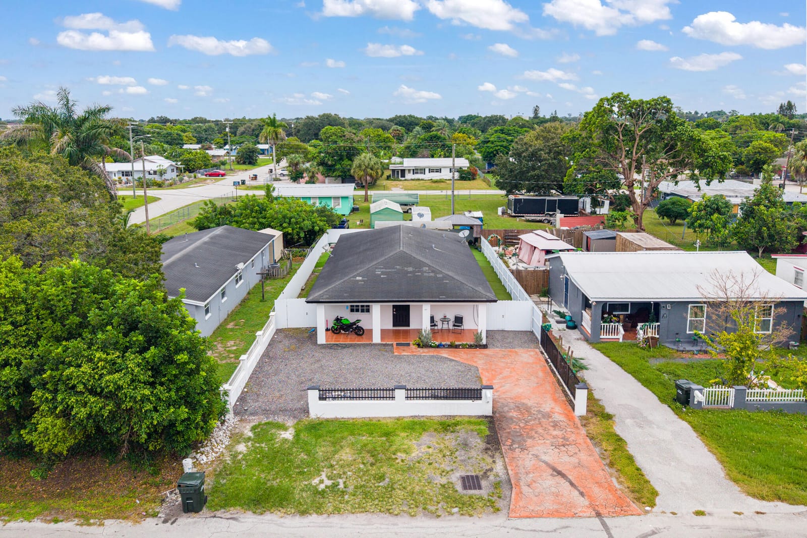 Clewiston Railroad, Clewiston, FL home for sale at 347 W HAITI Avenue