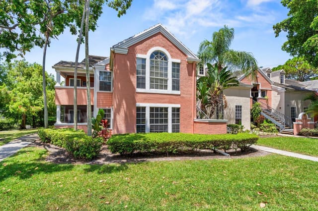 1125 CRYSTAL Way J, Delray Beach, FL 33444