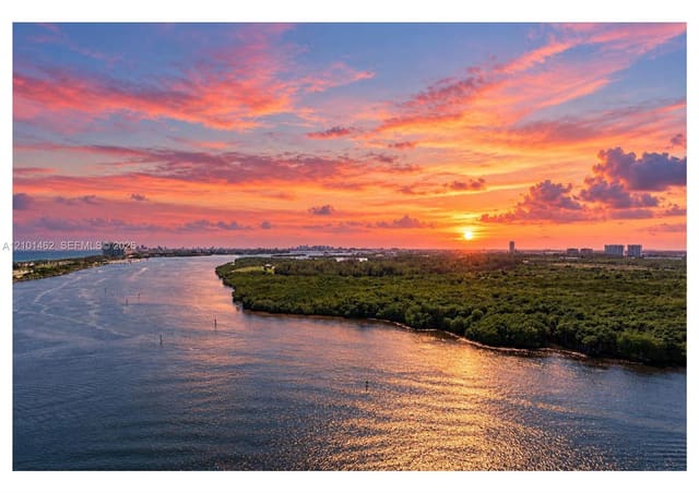 500 Bayview Drive PH20, Sunny Isles Beach, FL 33160