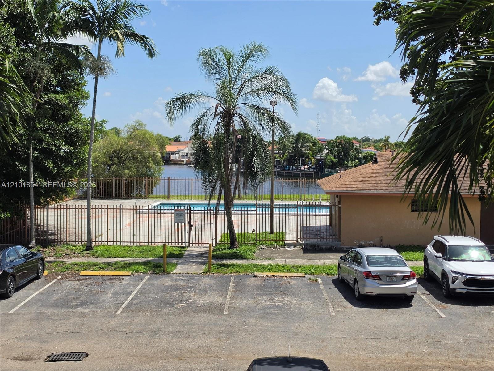6605 W 26th Drive 22-18, Hialeah, FL 33016 photo 12