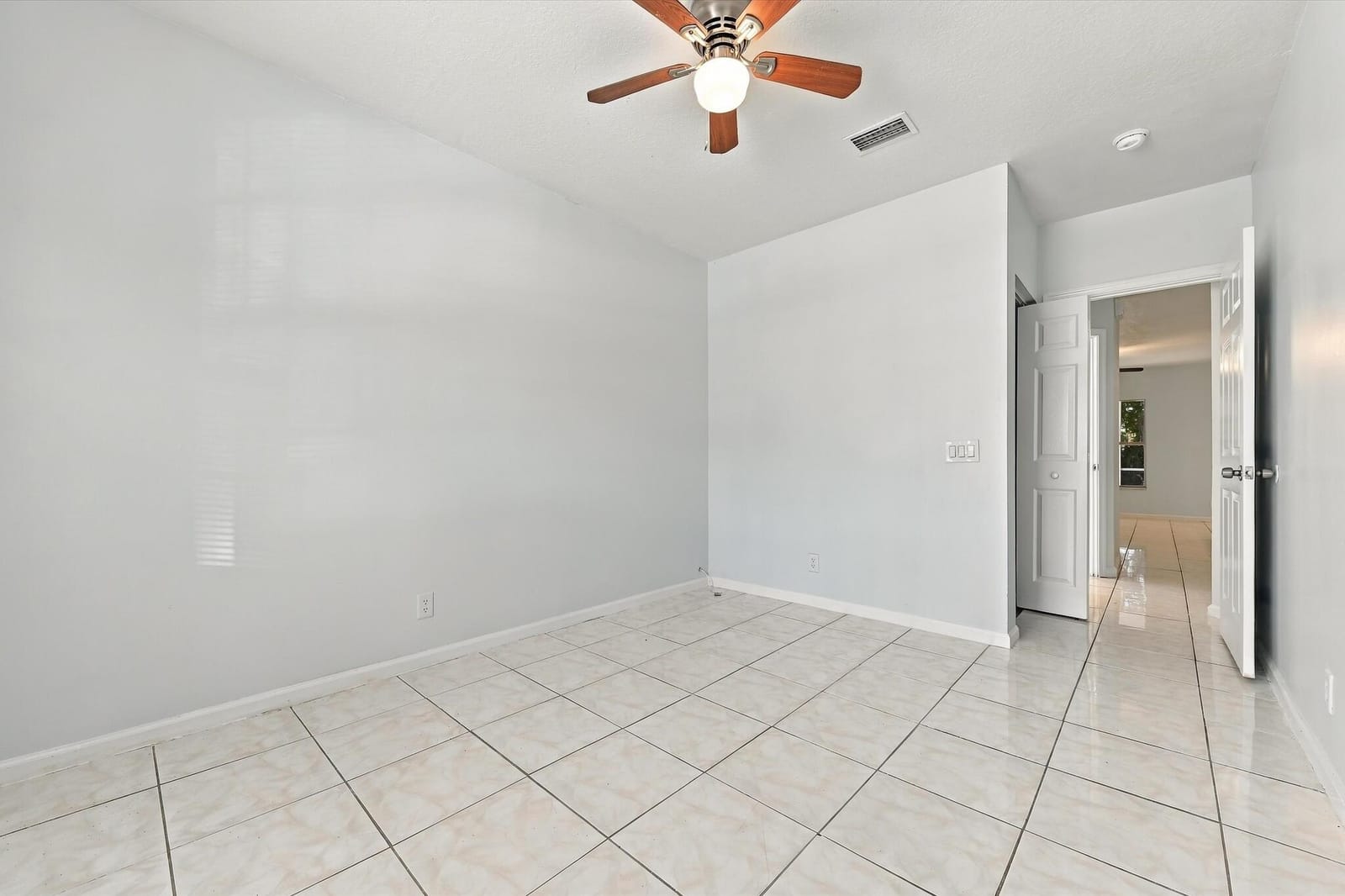 140 BALDWIN Boulevard, Greenacres, FL 33463 photo 15