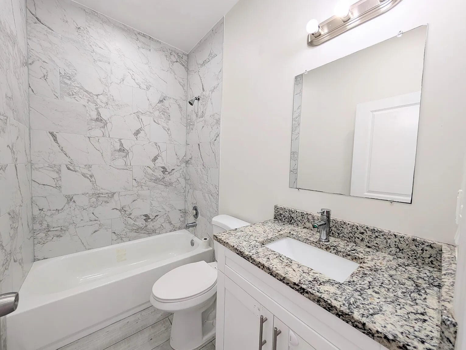 1562 W 26th Court, Riviera Beach, FL 33404 photo 6