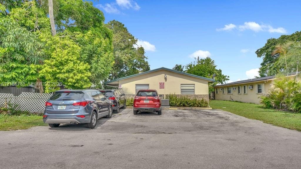 Croissant Park, Fort Lauderdale, FL home for sale at 1415 SW 3rd Avenue