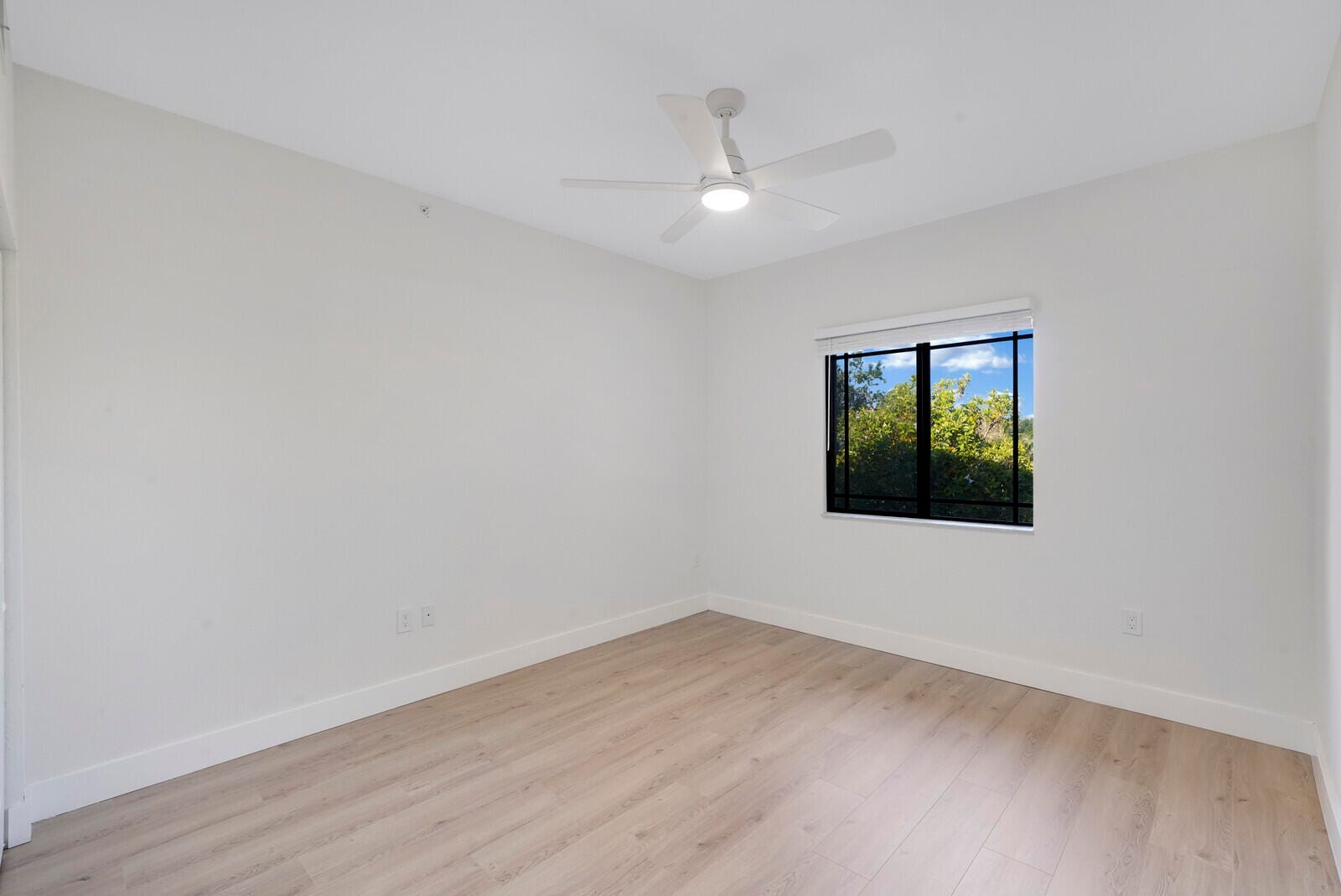 2724 ANZIO Court 305 — photo 10