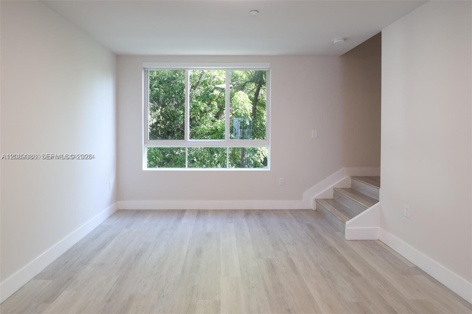 2555 NE 193rd Street 2223, Miami, FL 33180 photo 8