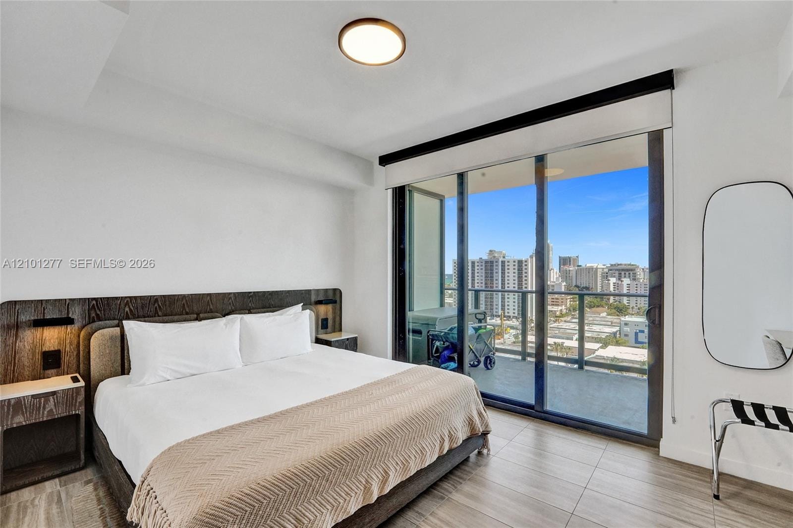 580 72nd Street 1110, Miami Beach, FL 33141 photo 2