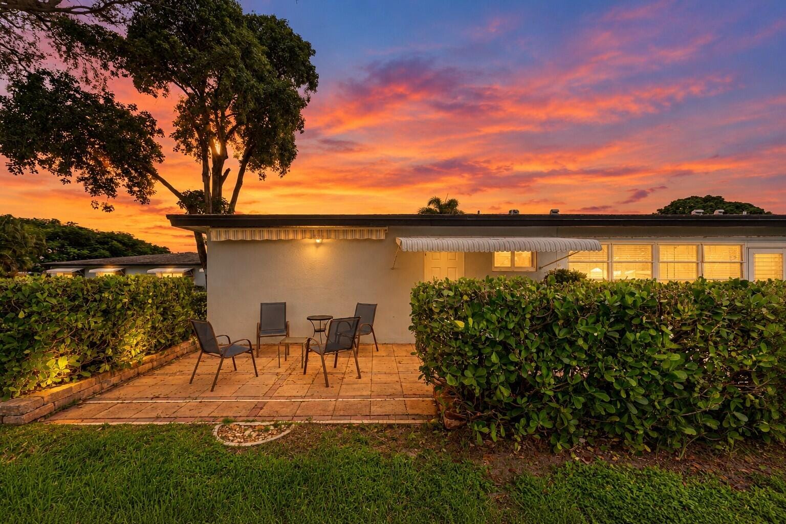 572 HIGH POINT Drive D, Delray Beach, FL 33445 photo 25