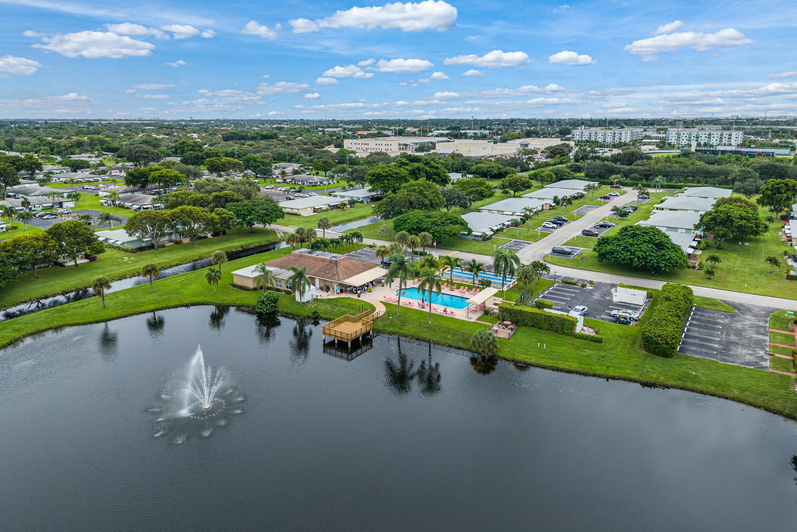 572 HIGH POINT Drive D, Delray Beach, FL 33445 photo 30