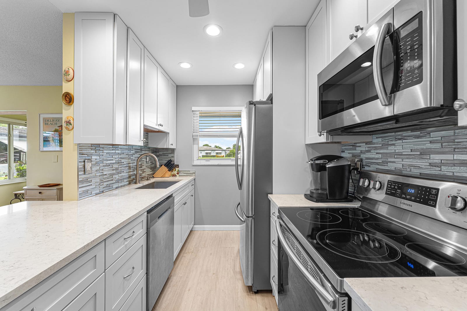 572 HIGH POINT Drive D — photo 10