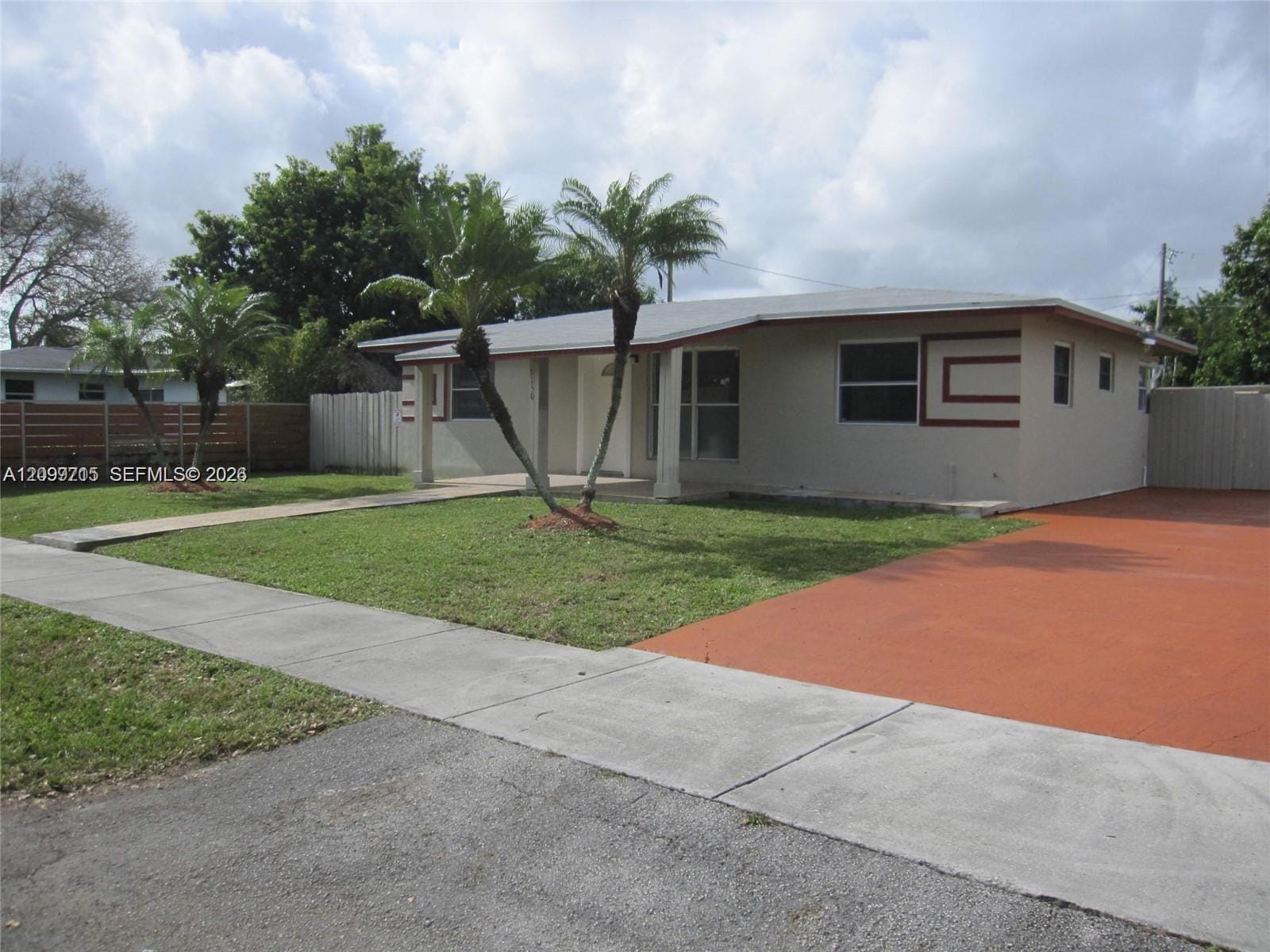 4 bedroom home for sale at 3150 37th, West Park, FL 33023 — $559,900