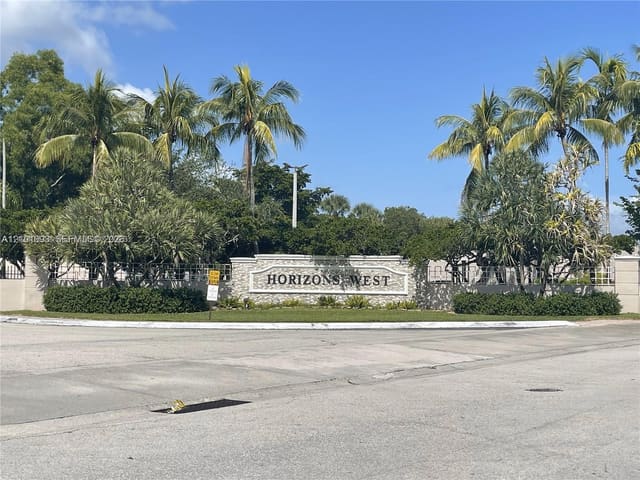8500 SW 133rd Ave Road 218, Miami, FL 33183