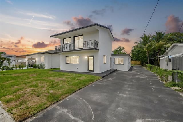 5413 SW 23rd Street, West Park, FL 33023
