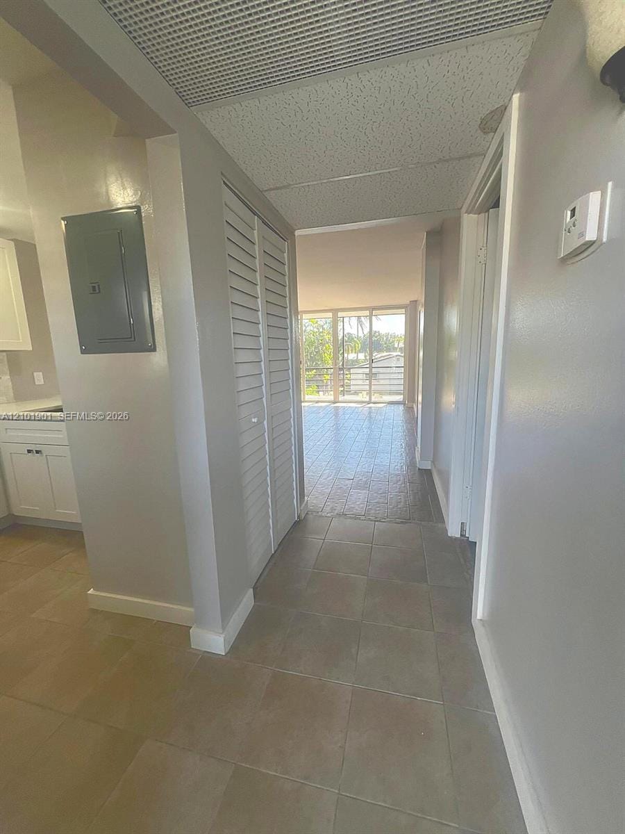 108 Royal Park Drive 2H — photo 11