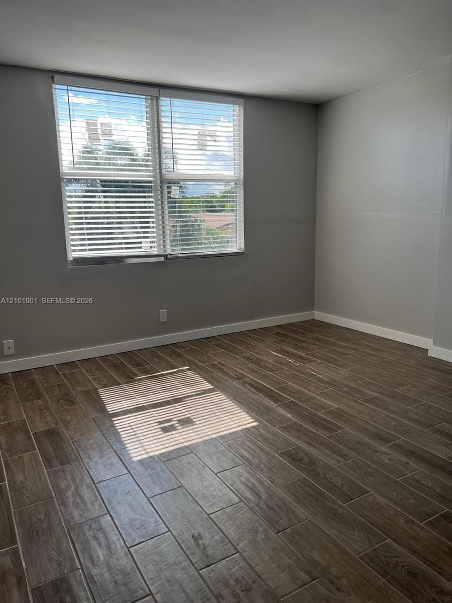 108 Royal Park Drive 2H — photo 12