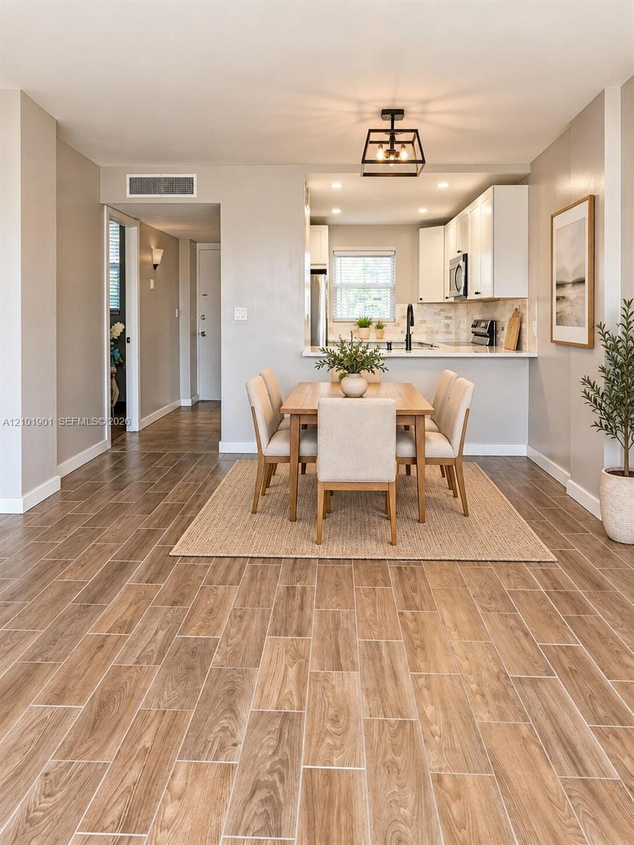 108 Royal Park Drive 2H — photo 6