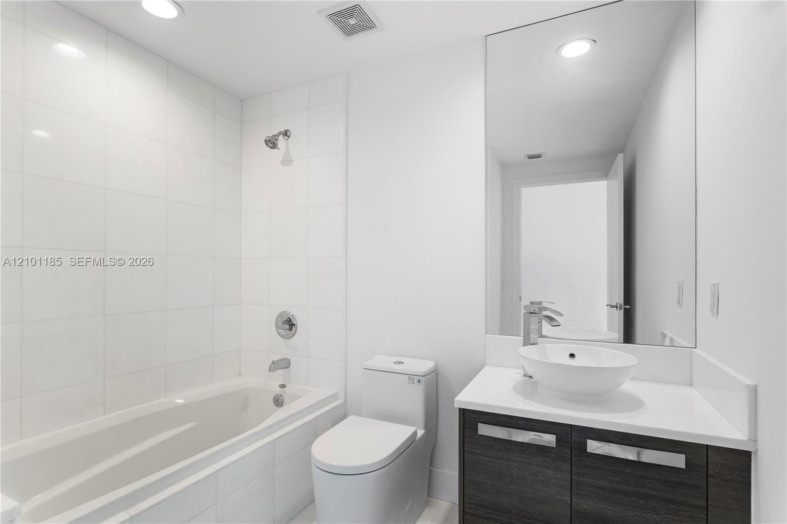 2950 NE 188th Street 349, Aventura, FL 33180 photo 22