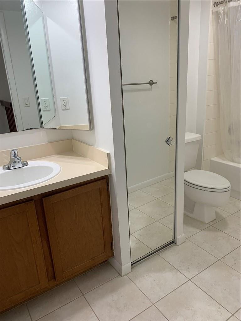 2566 CAMELOT Court, Cooper City, FL 33026 photo 19