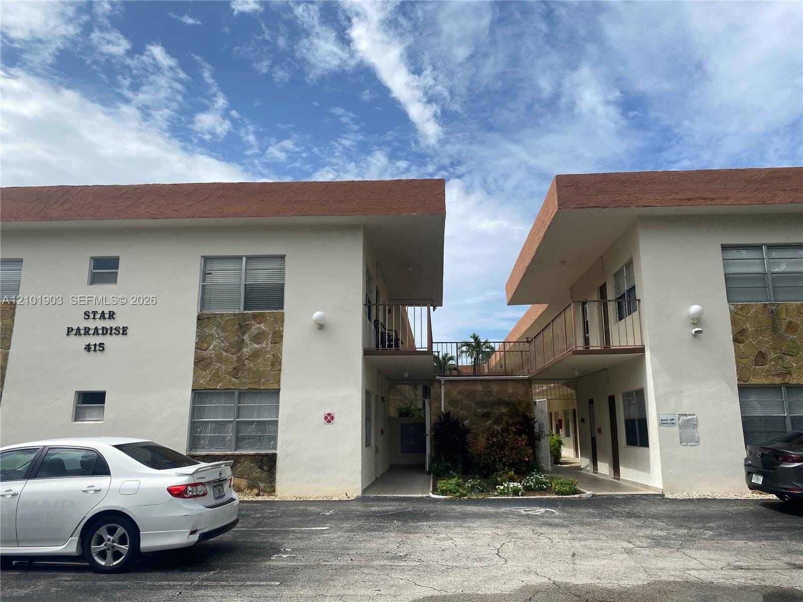 415 NE 2nd Street 222, Hallandale Beach, FL 33009