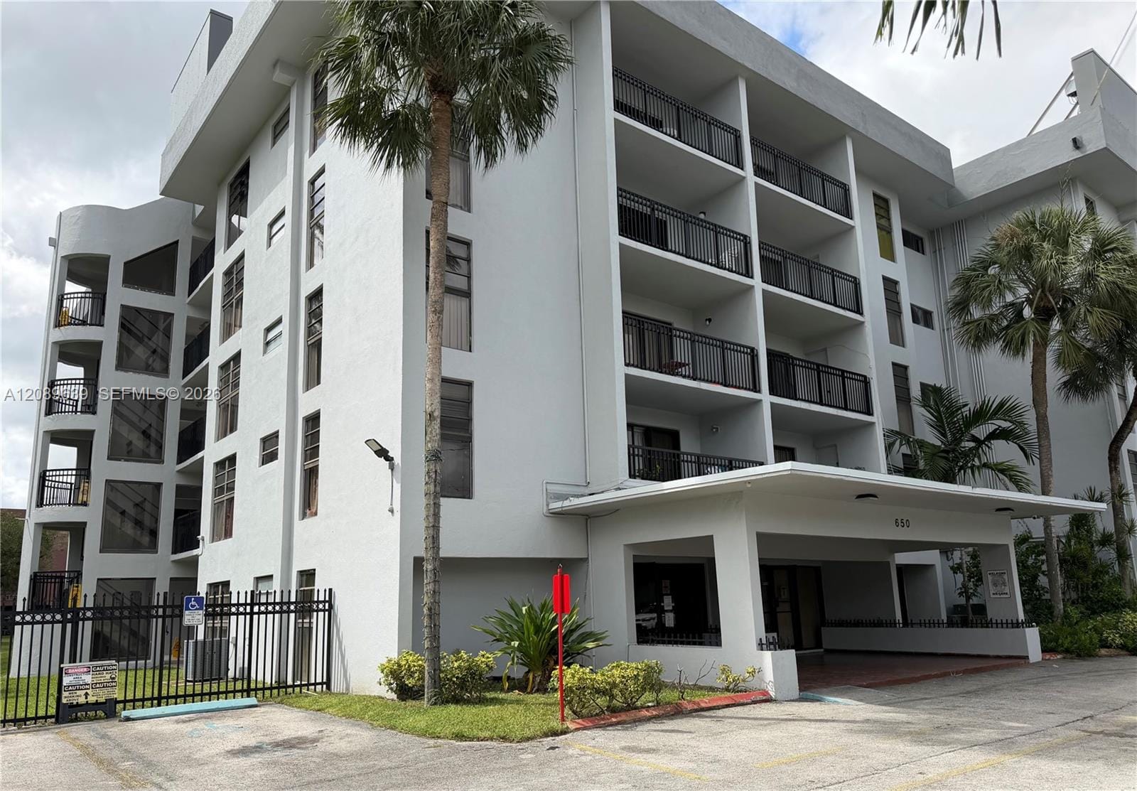 650 NE 149th Street 406A