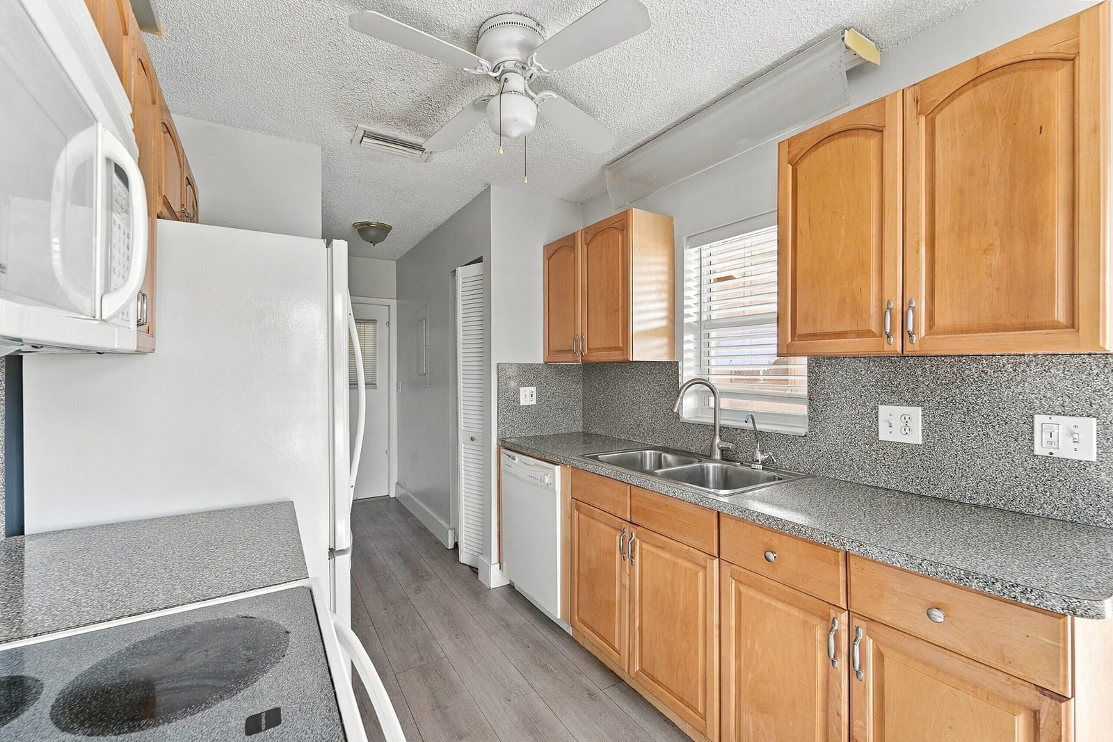 1730 NW 48th Place, Pompano Beach, FL 33064 photo 5