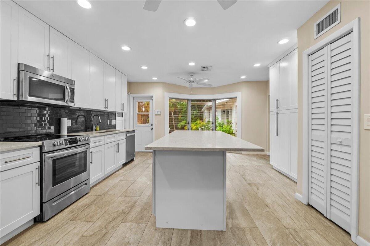 2337 SW 27TH Avenue, Fort Lauderdale, FL 33312 photo 17
