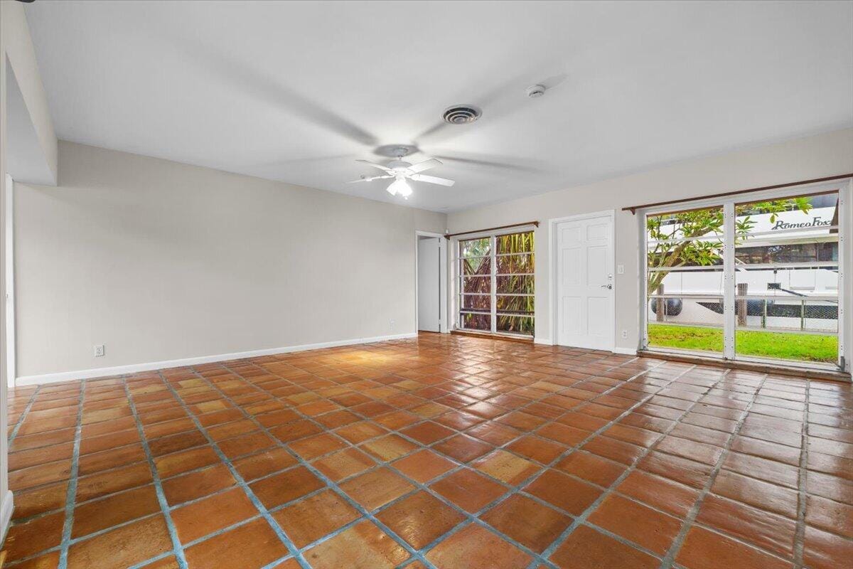 2337 SW 27TH Avenue, Fort Lauderdale, FL 33312 photo 7