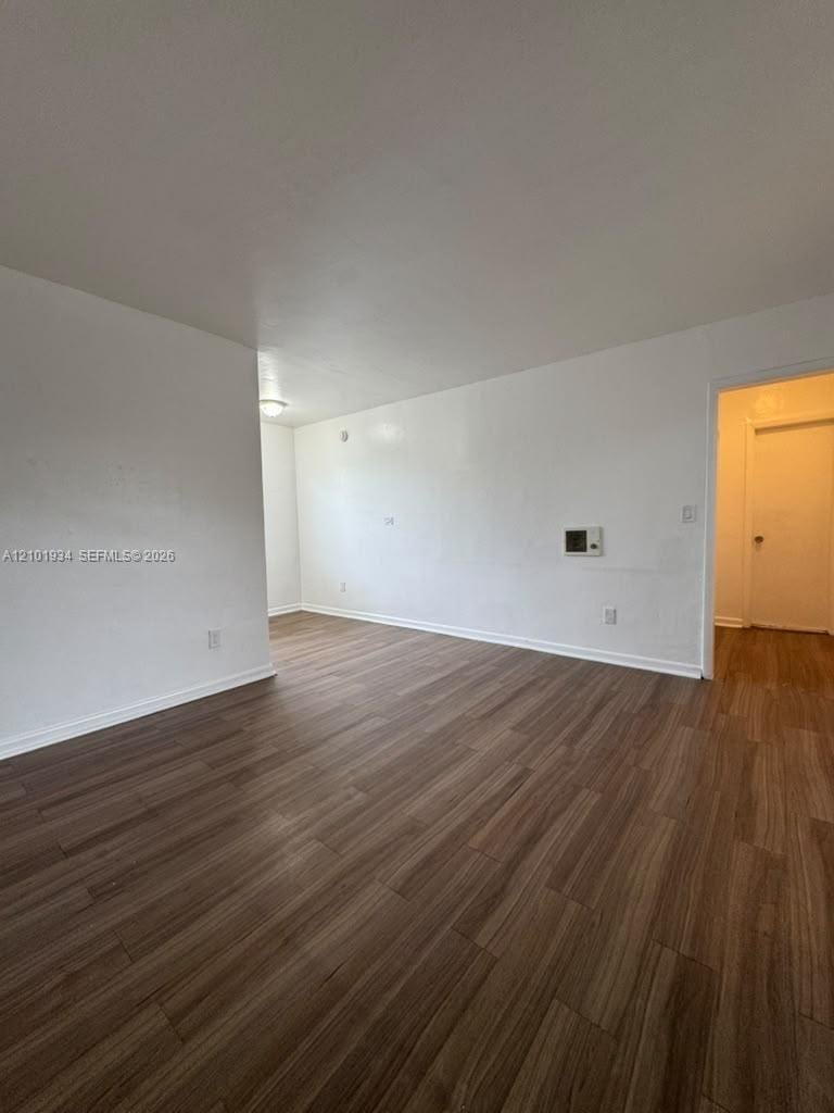 17031 NE 21st Avenue 14, North Miami Beach, FL 33162 photo 1