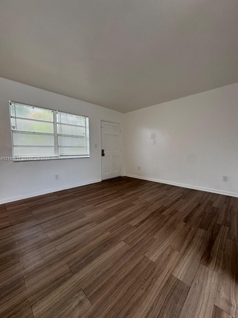 17031 NE 21st Avenue 14, North Miami Beach, FL 33162 photo 5