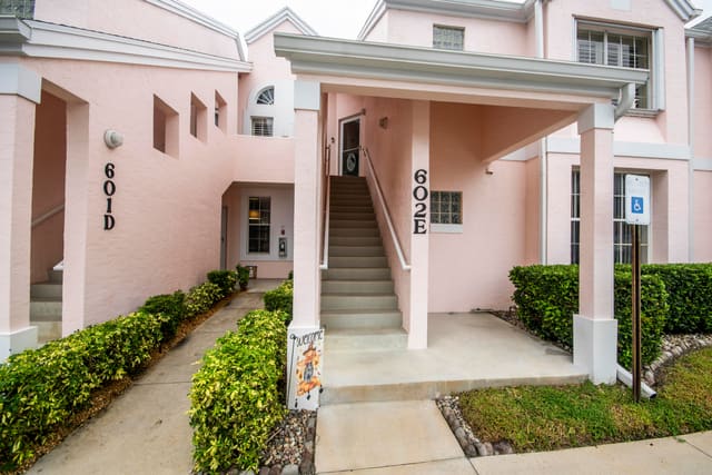 602 Muirfield Court 602E, Jupiter, FL 33458