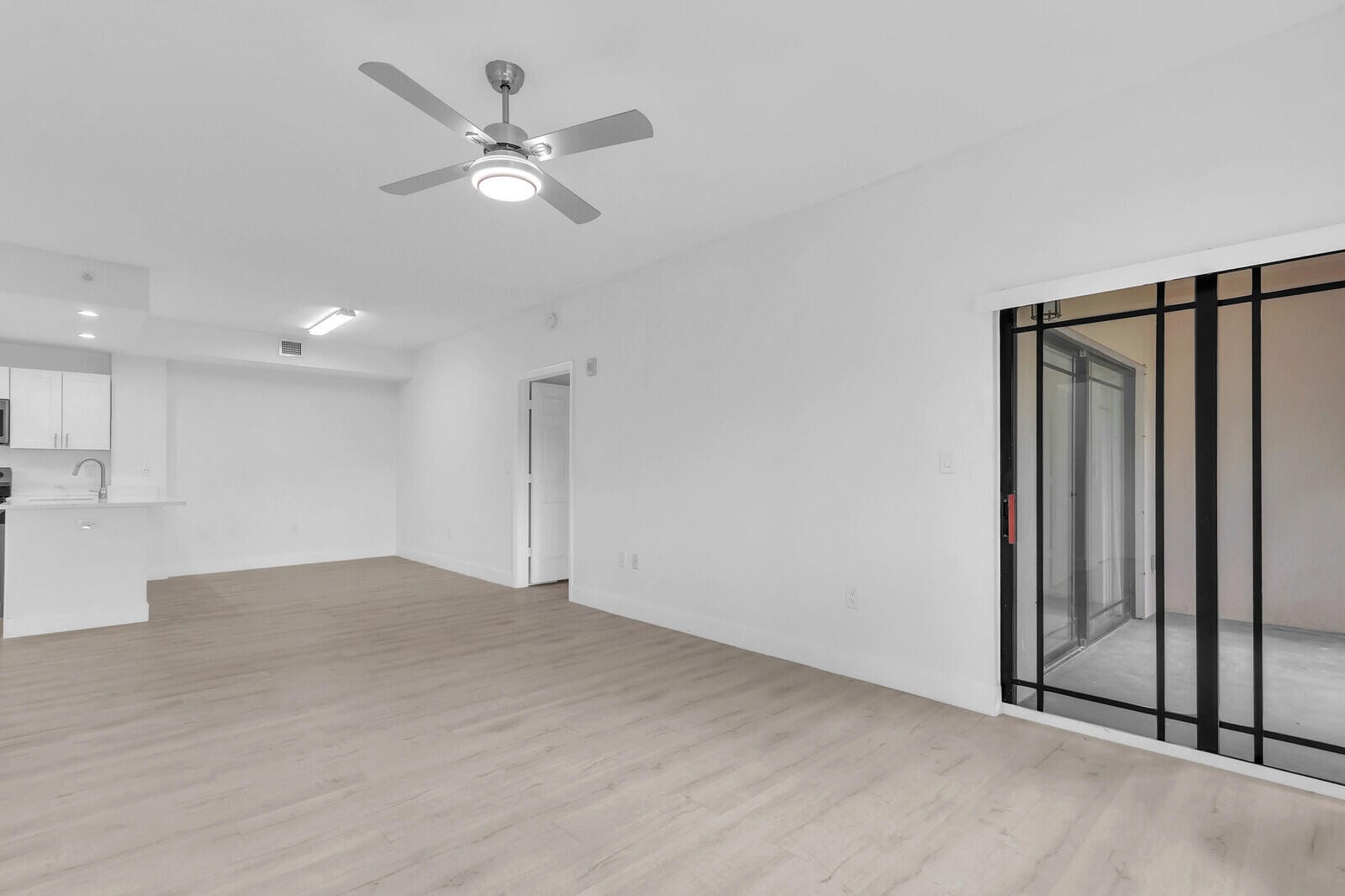 2916 TUSCANY Court 302 — photo 5
