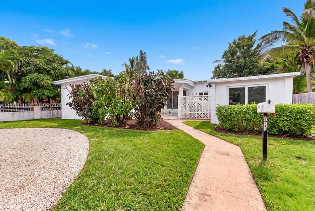 334 NW 110th Street, Miami, FL 33168