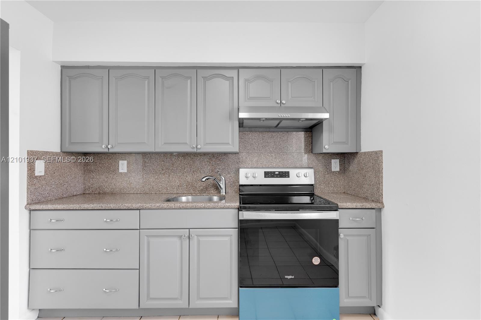911 SW 79th Avenue 0 — photo 5