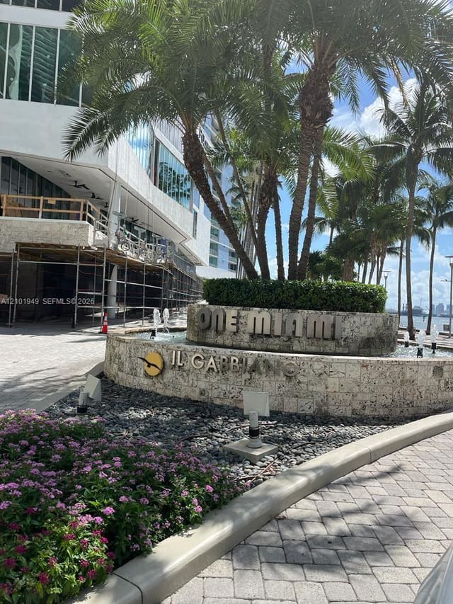 335 S Biscayne Boulevard 3500, Miami, FL 33131
