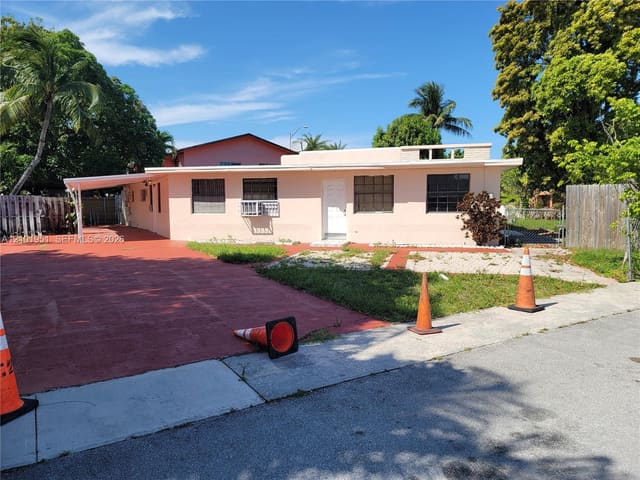 1120 E Le Jeune Road, Hialeah, FL 33010