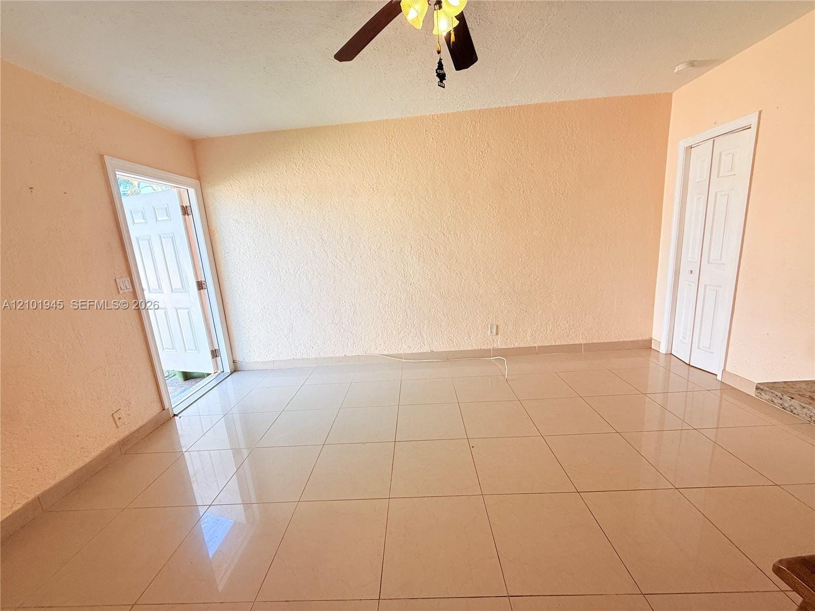 326 NE 6th Street 3, Hallandale Beach, FL 33009 photo 4