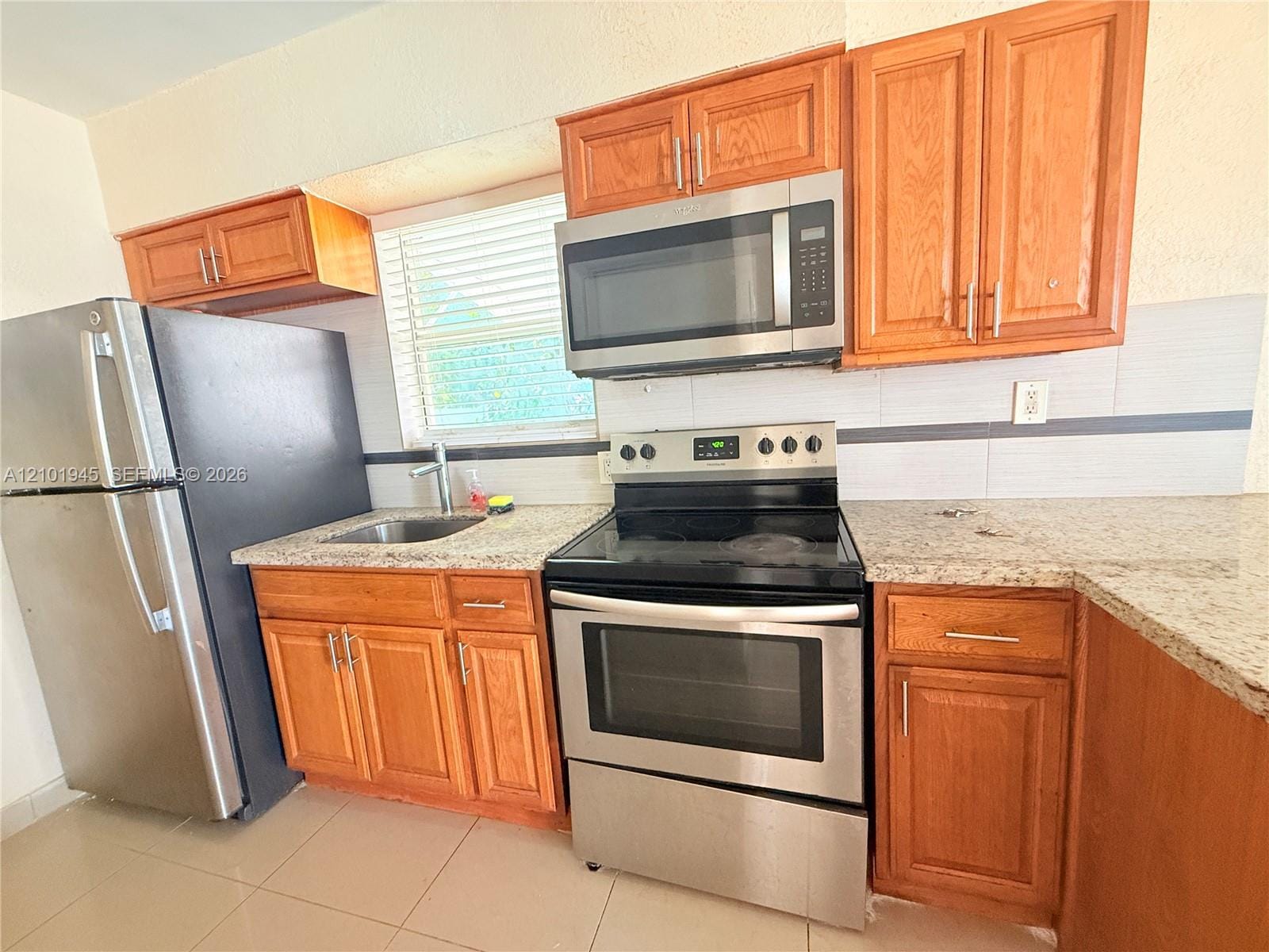 326 NE 6th Street 3, Hallandale Beach, FL 33009 photo 8