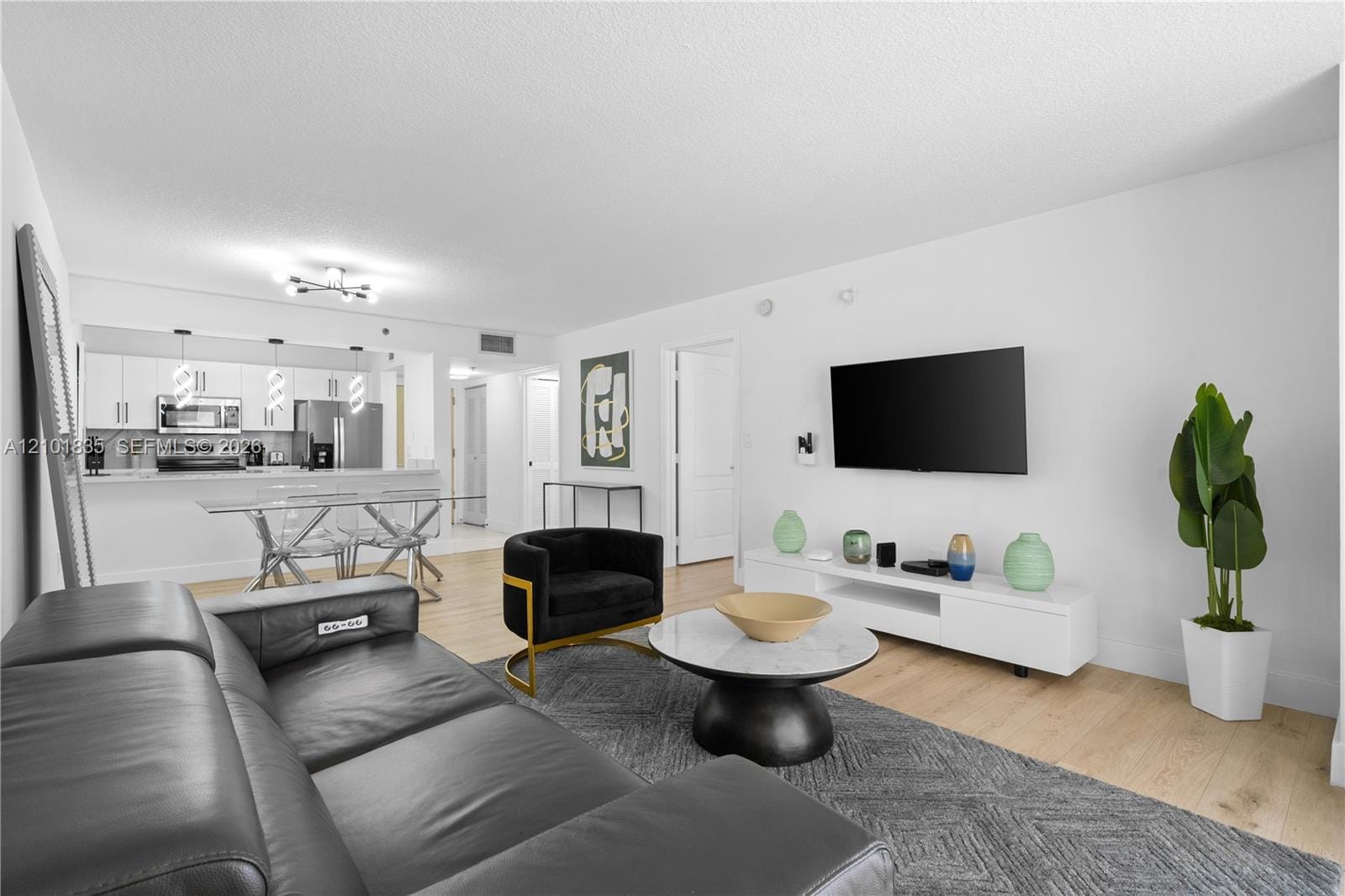 1200 Brickell Bay Drive 1907, Miami, FL 33131 photo 13