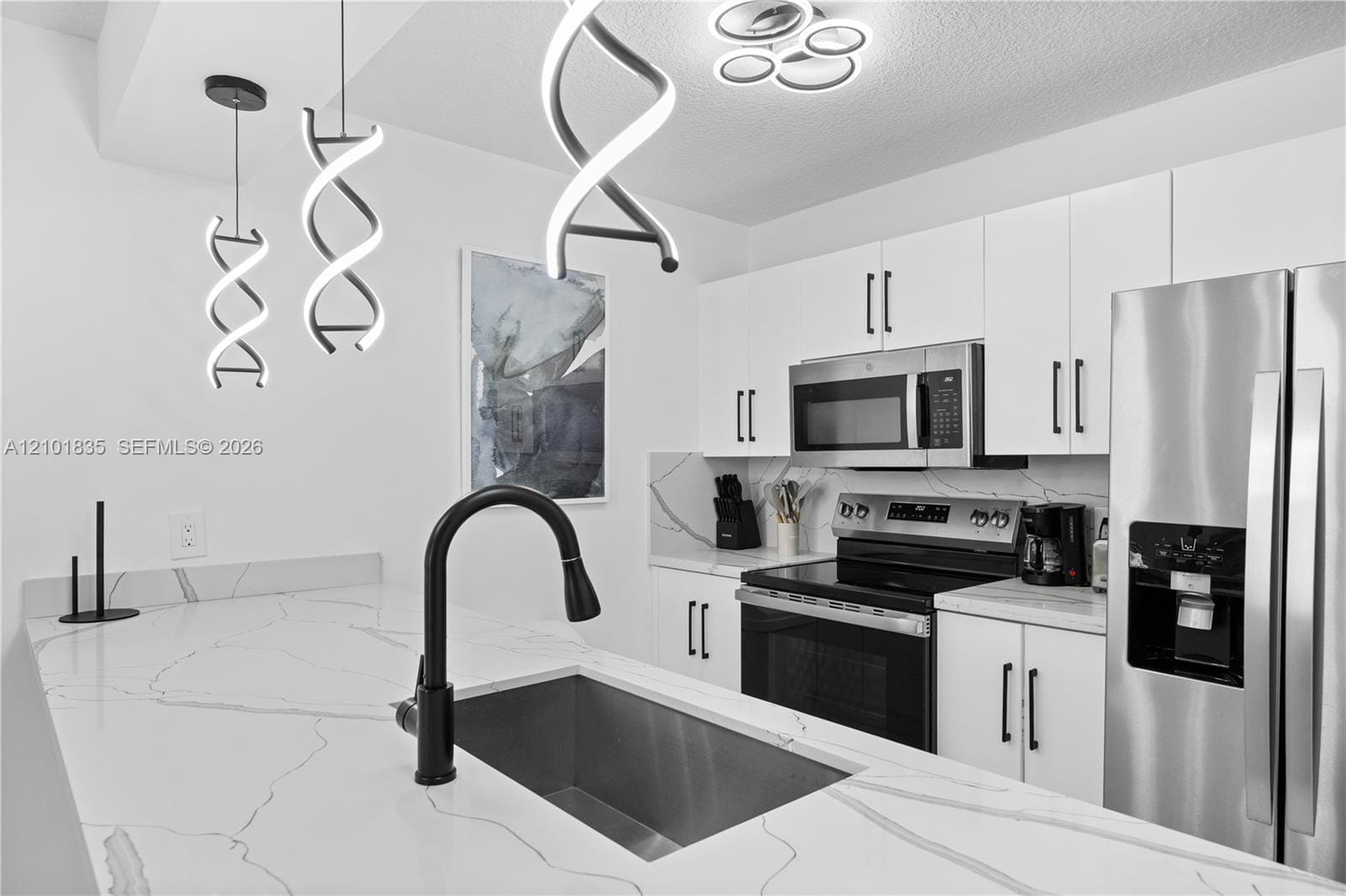 1200 Brickell Bay Drive 1907, Miami, FL 33131 photo 4