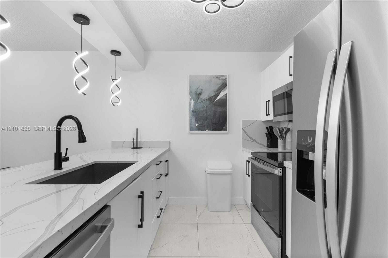 1200 Brickell Bay Drive 1907, Miami, FL 33131 photo 5