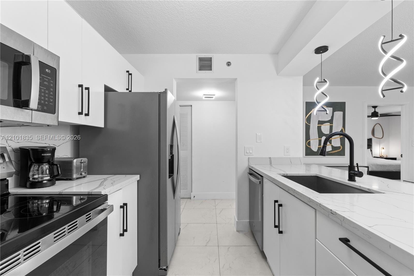 1200 Brickell Bay Drive 1907, Miami, FL 33131 photo 6