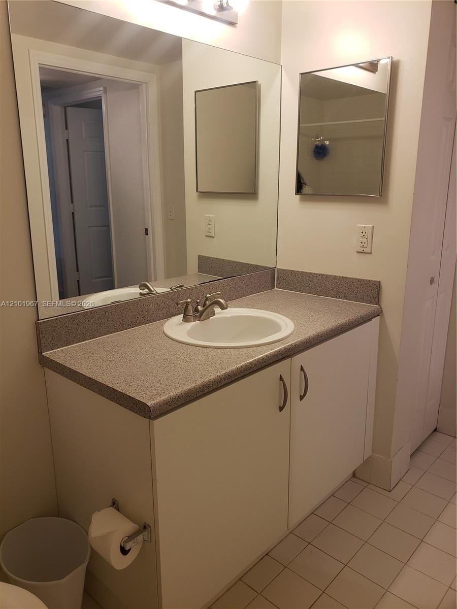 816 NW 11th Street 407, Miami, FL 33136 photo 12