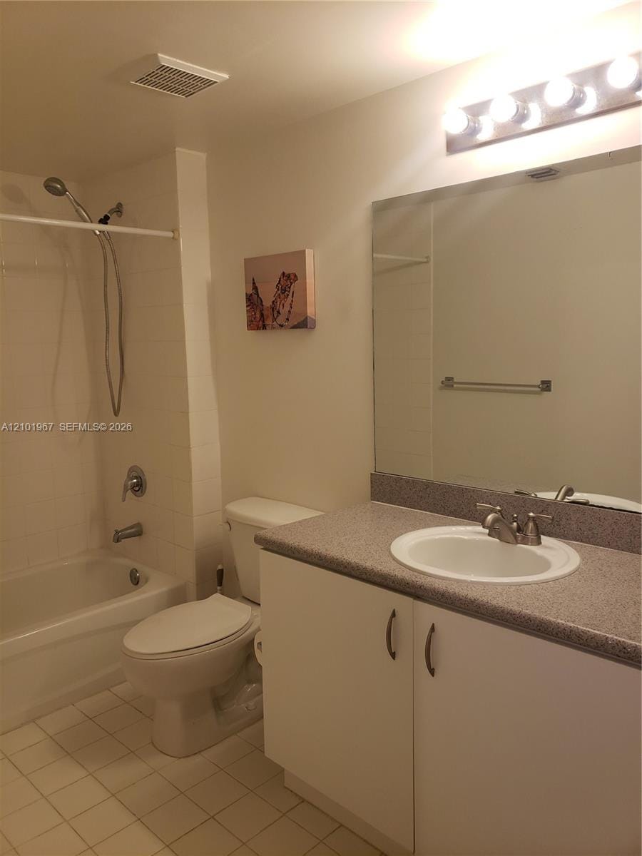 816 NW 11th Street 407, Miami, FL 33136 photo 13