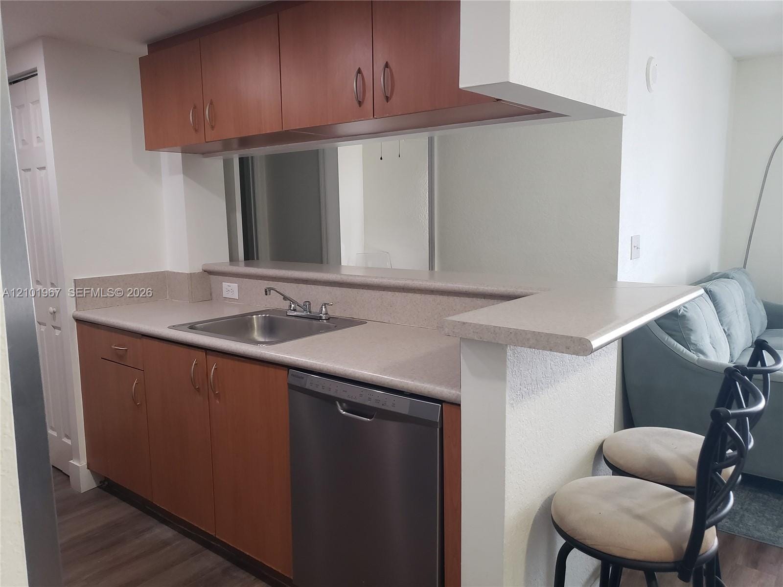 816 NW 11th Street 407, Miami, FL 33136 photo 4