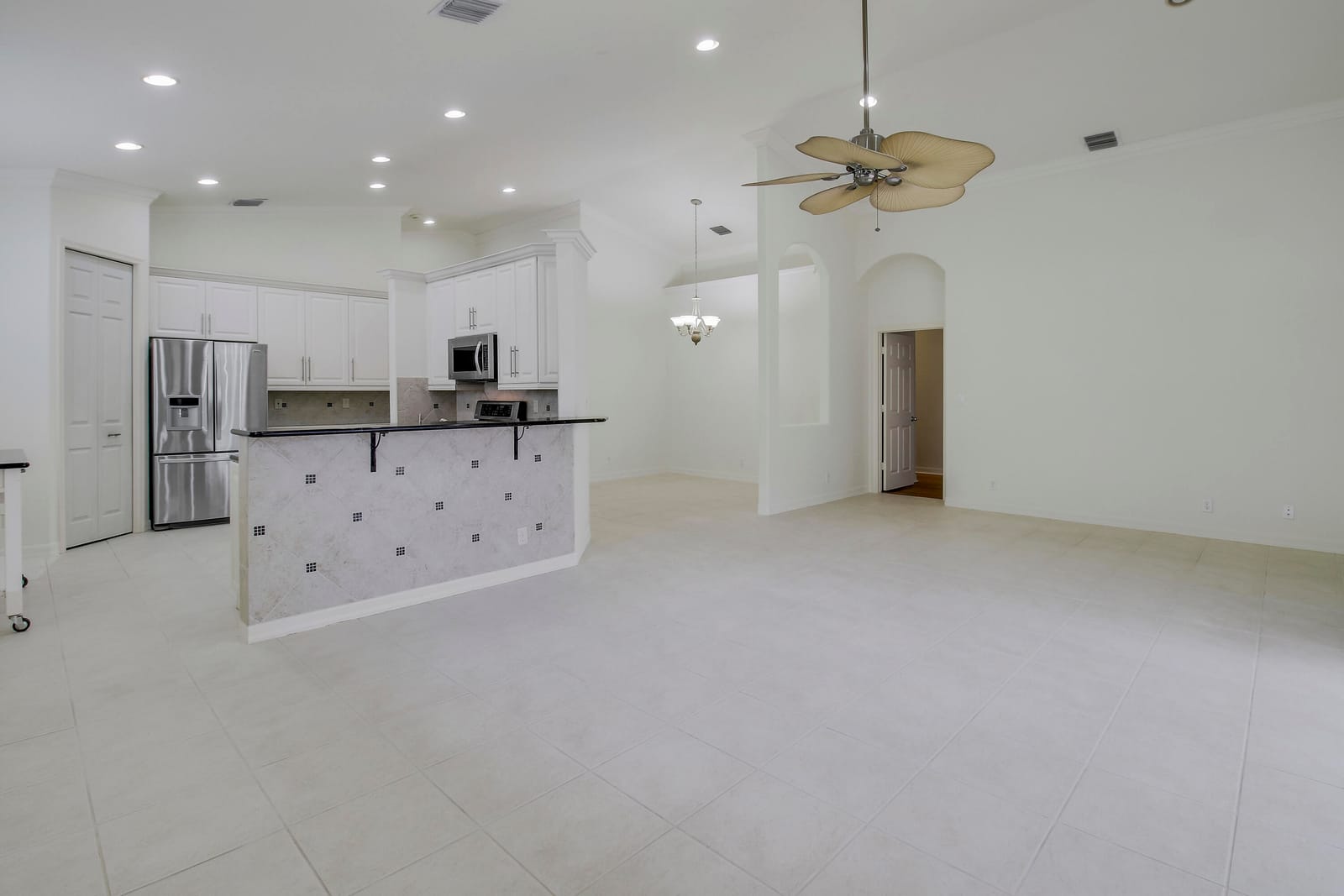 6815 SE Twin Oaks Circle, Stuart, FL 34997 photo 12
