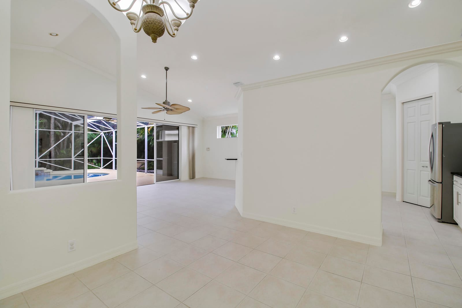 6815 SE Twin Oaks Circle, Stuart, FL 34997 photo 8