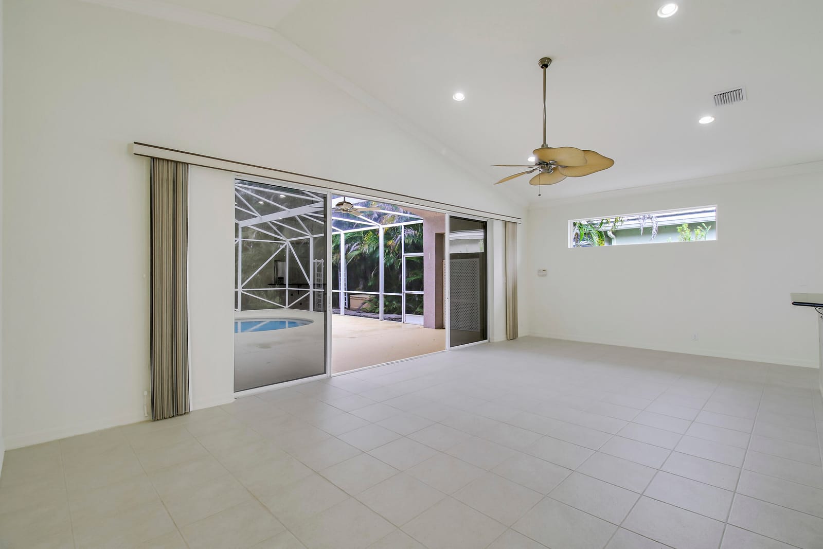 6815 SE Twin Oaks Circle, Stuart, FL 34997 photo 9
