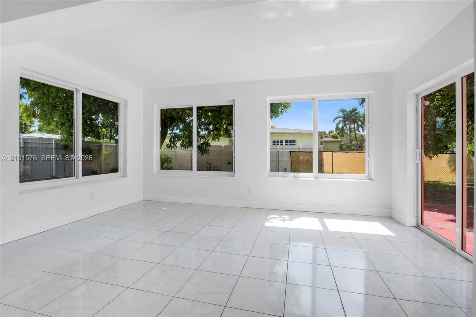7612 Plantation Boulevard — photo 3