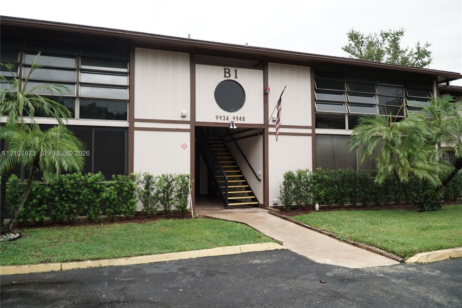 2 bedroom home for sale at 9938 Belfort, Tamarac, FL 33321 — $1,800
