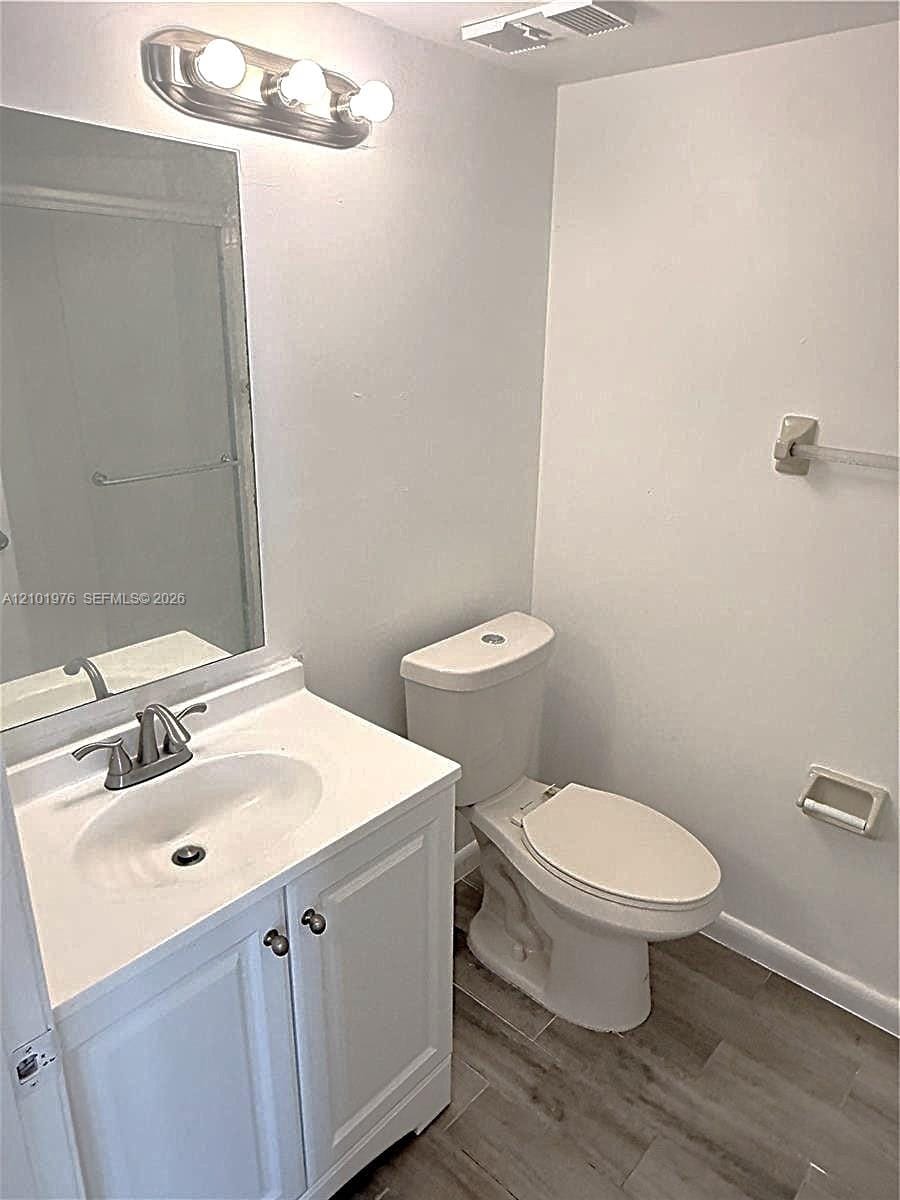 210 Lake Pointe Drive 210, Oakland Park, FL 33309 photo 11